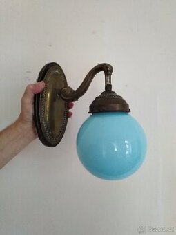Starožitná nástěnná lampa