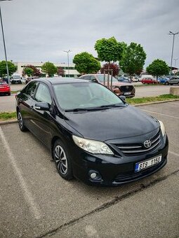 Toyota Corolla 1.6 benzín 97kw