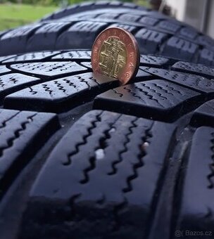 Prodám 4 ks pneu na Škoda Octavia s diskem 205/55 R16