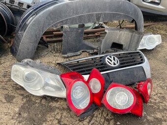 Volkswagen Passat B6 přední i zadní světla