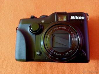 Nikon p7100