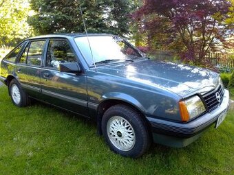 Opel ascona c