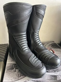 Boty MBW velikost 43