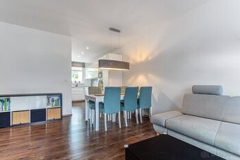 Prodej krásného bytu 3+kk, 84 m2, s balkonem a lodžií, Praha