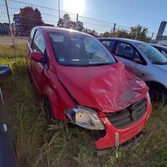 VW Fox 1.2i 40kW na díly - 1
