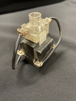 TR2-2VA, trafo 220/24V s objímkou pro kontrolku TAH2, - 1