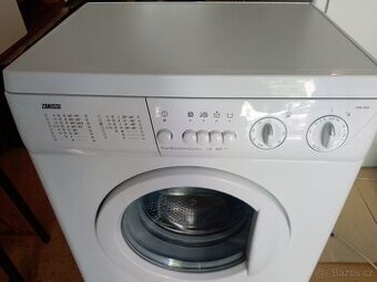 Zanussi ZWS 820