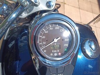 Suzuki VL800