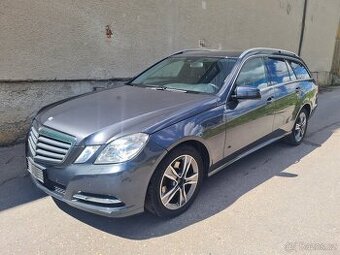 MERCEDES BENZ E250 CDi 150kw 4 MATIG AVANTGARDE