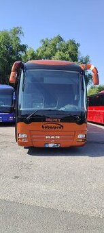 Zájezdový autobus MAN