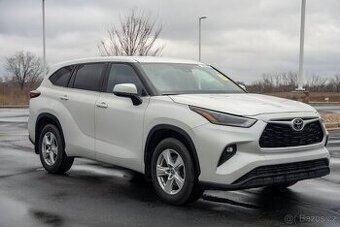 Toyota Highlander LE 2024