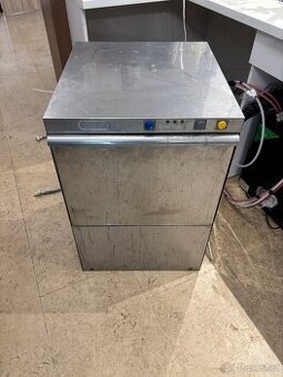 Podbarová gastro myčka