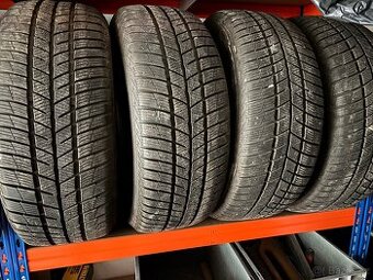 Zimní pneu 235/55 R18 - 1