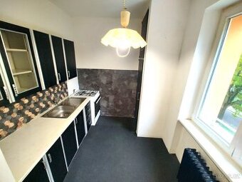Pronájem bytu 2+1 53m², ul. 1. máje, blok 350, Most - 1