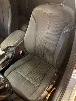 BMW 3 - F30 - sedačky
