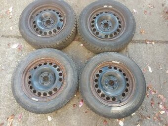 Zimní pneu 195/65 R15