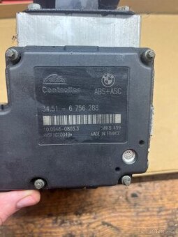 Kostka Abs s čerpadlem a jednotkou BMW E46