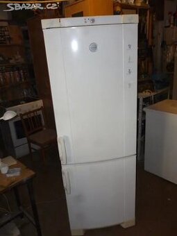 lednička electrolux,v-175cm, š-60cm