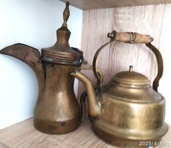 Nabízím starožitné mosazné, cínové nádobí: konvici džbánek