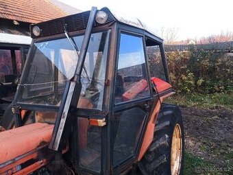 Kabiny z traktorů Zetor 7011