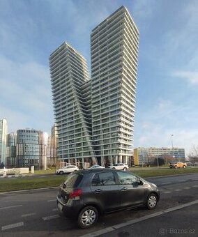 Toyota Yaris 1.0 - moc hezká 