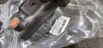 Hlavní brzdový válec na Škoda Felicia