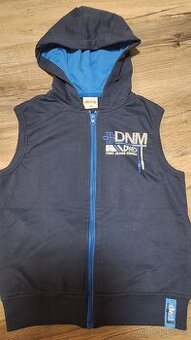 Chlapecká bavlněná vesta vel.140