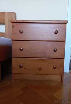 Nábytek masiv dřevo – set 5ks (knihovny, komoda, psací stůl)