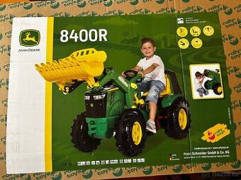Šlapací traktor John Deere