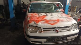 VW GOLF 4 1,9 TDI 81KW 200000km,karoserije super