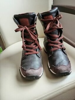 Zimní boty zn.Mc Kinley