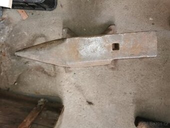 Kovadlina kovarska pěkná levne