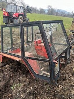 Kabina zetor