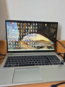 Notebook na prodej