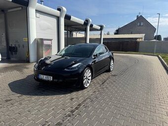 Tesla model 3 PERFORMANCE FSD