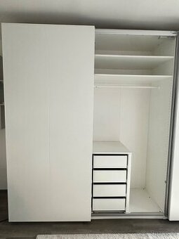 Šatní skříň IKEA PAX