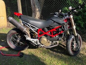Ducati Hypermotard 1100S