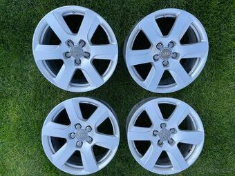 Audi r17 5x112 + letné pneu
