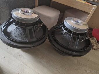 Nové 4ks 15" LD Sub Stinger 15 G3 600/1200 reproduktory