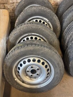 VW T5 T6 - disky 6,5x16 et51 + letní 205/65/16C