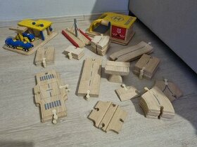 Dřevěná autodráha PlanToys - 1
