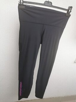 SPORTOVNÍ LEGÍNY UNDER ARMOUR