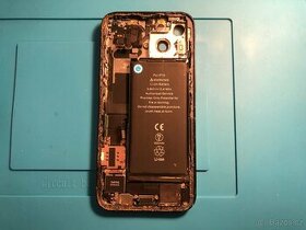 iPhone 13 housing ( poškozený / original )