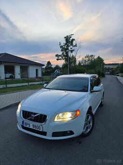 Volvo V70 III 2.4d