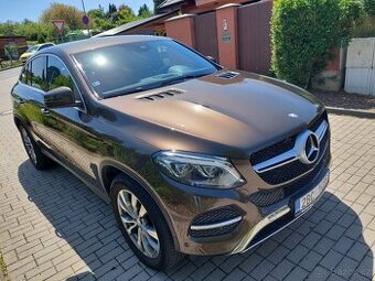 Mercedes GLE Cupe.