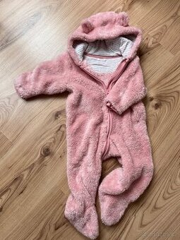 Chlupatá kombinéza Next