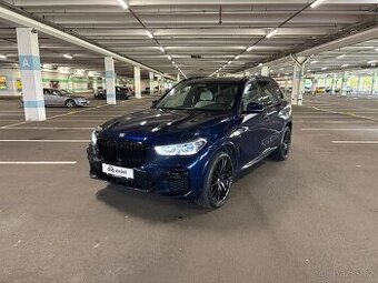 BMW X5 xDrive30d/ČR/M-paket/DPH/vzduch/servis BMW/r. 2022