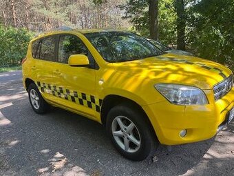 Toyota Rav4, 2,2 D 4x4 - najeto pouze 112 000 Km