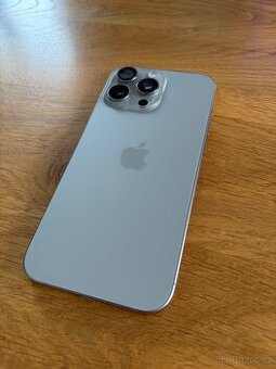 iPhone 16 Pro Max 256GB Přírodní titan