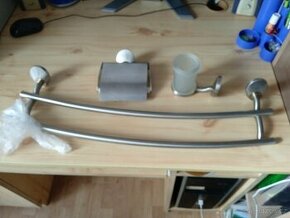 Zánovní doplňky do koupelny